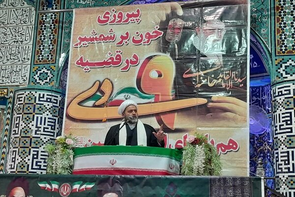 بصیرت رمز عبور از فتنه ها؛ بازخوانی حماسه ۹ دی در آذربایجان غربی بصیرت رمز عبور از فتنه ها؛ بازخوانی حماسه ۹ دی در آذربایجان غربی