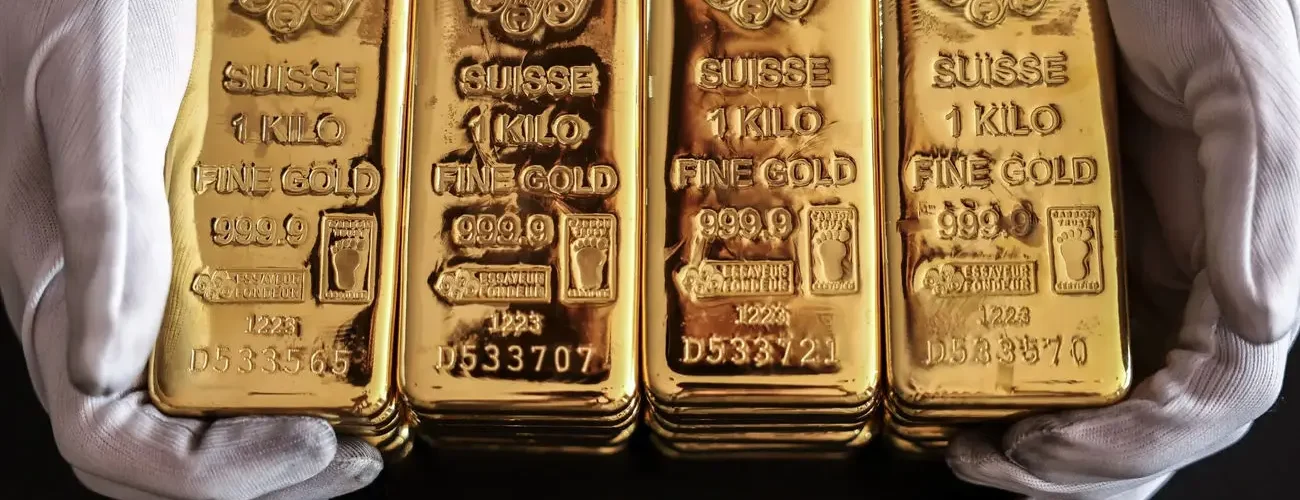 رکوردهای پیاپی طلا؛ طلای ۵۳۰۰ دلاری