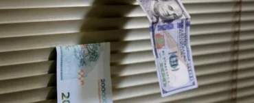 آخرین قیمت دلار امروز شنبه 25بهمن/ کاهش قیمت دلار + جدول