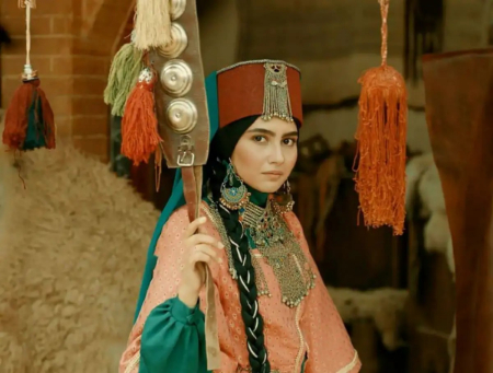 مهرنوش حسینی, مهرنوش حسینی سریال مهیار عیار