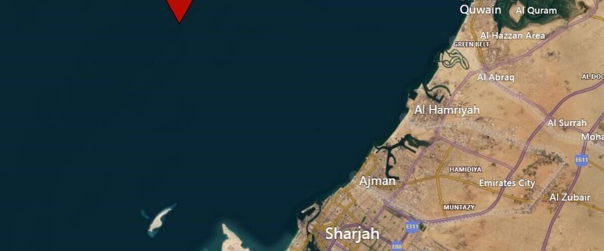 انفجار مشکوک کنار یک کشتی در نزدیکی شارجه/ ماجرا چه بود؟