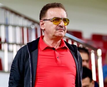 درخواست مالک تراکتور از رئیس فیفا / زنوزی به رئال و بارسا نامه نوشت درخواست مالک تراکتور از رئیس فیفا / زنوزی به رئال و بارسا نامه نوشت