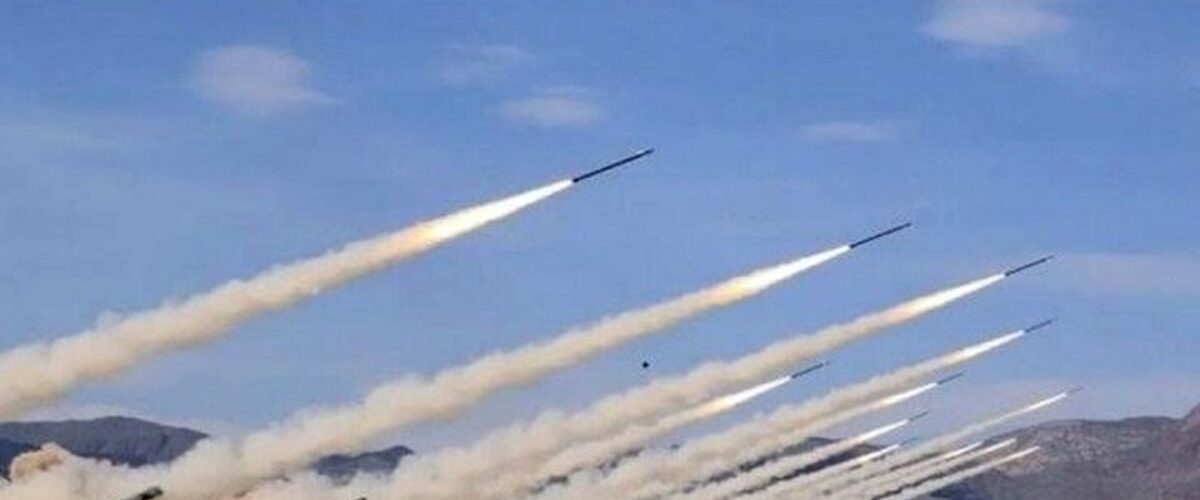 رضایی: موشک‌های ما با دشمن مذاکره می‌کنند