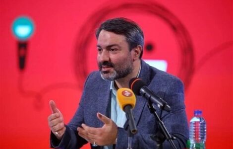 سقوط مدعیان وطن‌فروشی به روایت سیدعلی احمدی