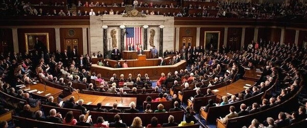 محدود کردن اختیارات جنگی ترامپ رد شد