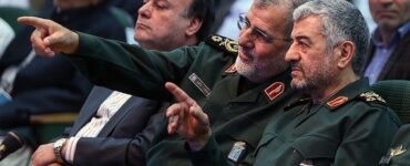 مردم آمدند تا از فرماندهان‌شان تشکر کنند/ در میدان انقلاب چه خبر شد؟