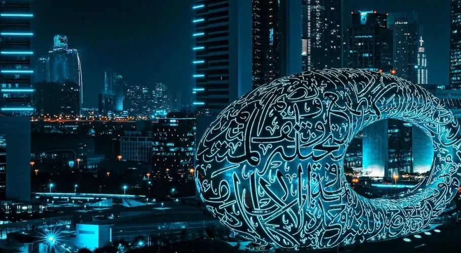 امارات نیمی از بدنه دولت را تا دو سال آینده به هوش مصنوعی واگذار می‌کند