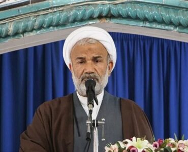 امام جمعه دشتستان: پیام واحد مسئولان بیانگر انسجام درونی است