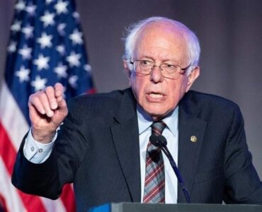 انتقاد سندرز از هزینه هنگفت آمریکا در جنگ / هزینه پیش‌بینی شده جنگ ایران 1 تریلیون دلار است