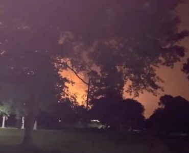 انفجار تأسیسات نفتی تگزاس؛ ساکنان منطقه تخلیه شدند