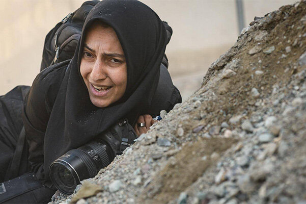 ایستادن در آتش؛ روایت عکاس شجاعی که ماند تاانفجارهای پل B۱را روایت کند