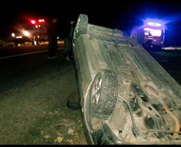 برخورد مزدا و پژو پارس در گرمسار؛ ۷ نفر راهی بیمارستان شدند