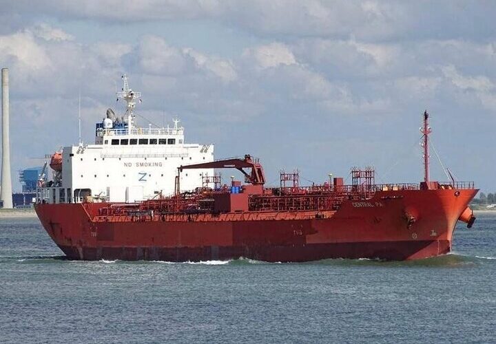 توقیف کشتی‌های ایرانی توسط آمریکا و لزوم پاسخ قاطع به نقض حاکمیت ملی