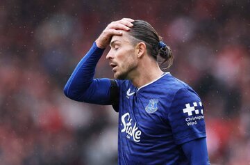 حال خراب بازیکن لیگ برتری پس از خوشگذرانی عجیب! + عکس ۱۸+