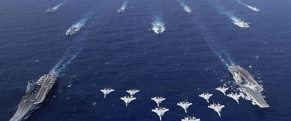 حضور کم‌سابقه ناو‌های غربی در نزدیکی ایران؛ از مدیترانه تا خلیج عمان / ماجرا چیست؟