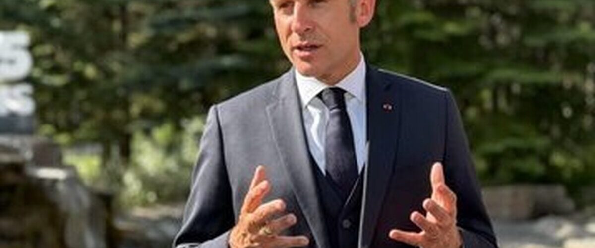 رئیس جمهور فرانسه در موضوع آتش‌بس طرف ایران را گرفت