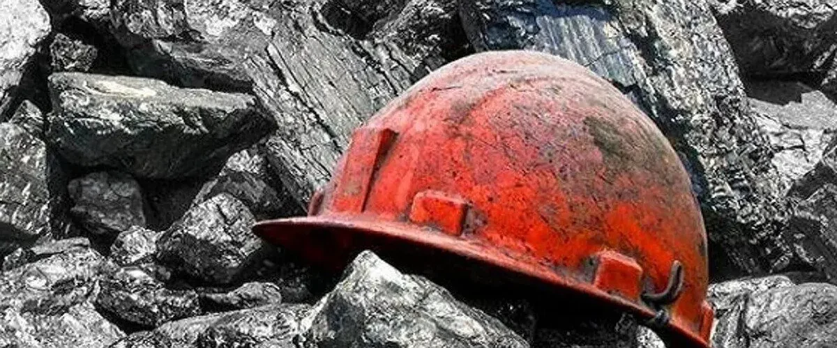 ریزش معدن در طبس / تعداد مجروحان و فوتی‌ها اعلام شد