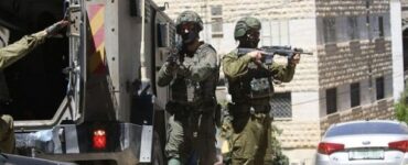 زخمی شدن دو فلسطینی و اسیر شدن یک نفر در جنوب کرانه باختری