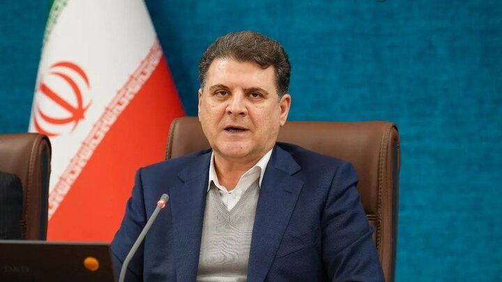 زینی‌وند: تعویق انتخابات برای حفظ انسجام ملی در شرایط جنگی بود