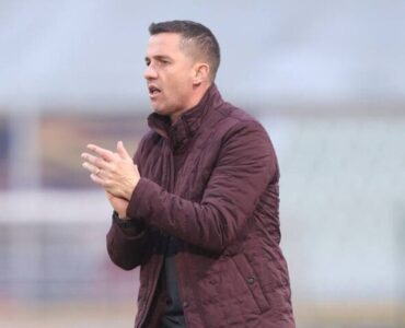 سرمربی پرسپولیس به جام جهانی می‌رود