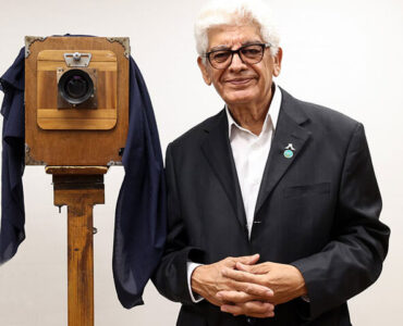 عکاسان رسالت بزرگی در جنگ دارند؛ حاضر نشدم دوربین‌هایم را به مخزن ببرم