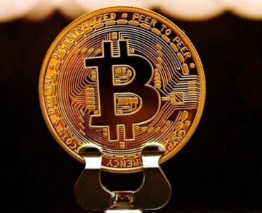 قیمت بیت‌کوین، اتریوم، تتر و رمزارزهای معروف جهان امروز ۷ اردیبهشت ۱۴۰۵