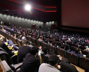 مدیر یک پردیس سینمایی: استقبال مخاطبان از سینماها در حال بهتر شدن است