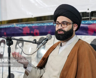 مساجد سنگر فرهنگی شیراز در دوران جنگ نرم هستند