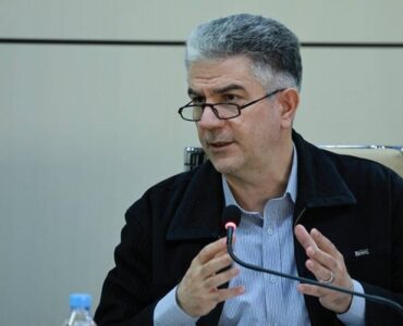 مطالبات کادر درمان در برخی مناطق کشور به ۸ ماه می‌رسد