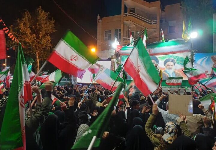 نمایش اقتدار مردمی در قلب مینودشت