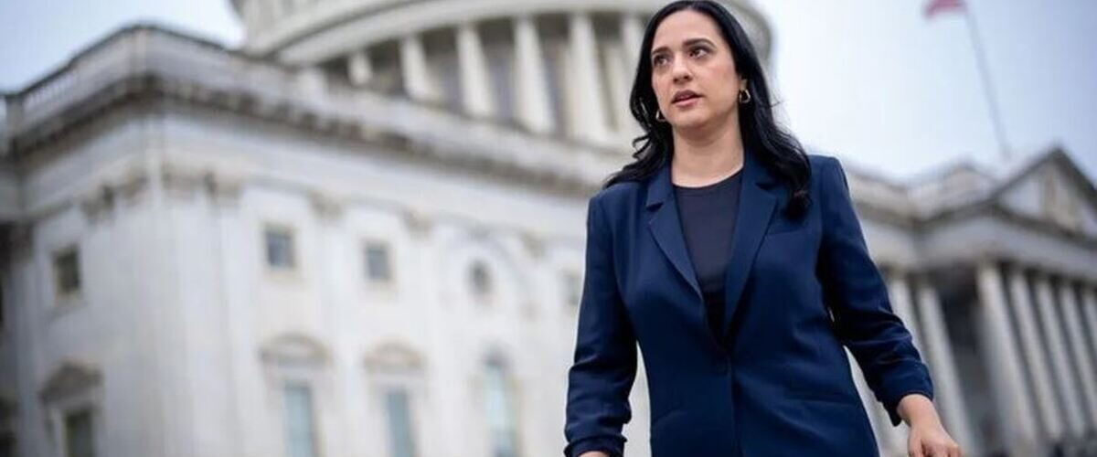 نماینده کنگره آمریکا خواهان برکناری ترامپ شد/ ترامپ تهدیدی برای جهان است