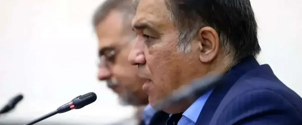 واکنش تاجرنیا به شایعات عدم تیمداری هلدینگ