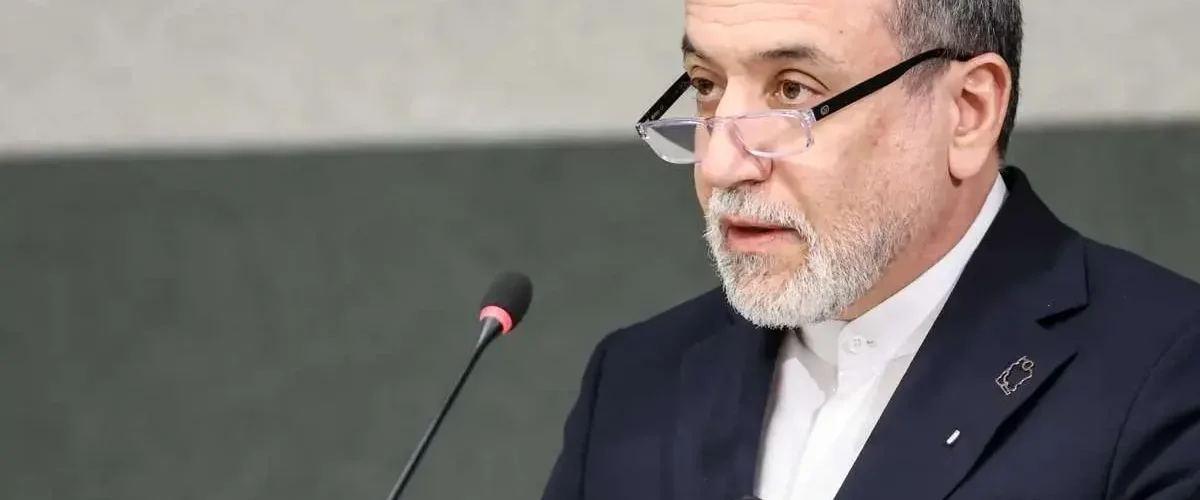 واکنش تند عراقچی درباره حمله به کشتی ایرانی