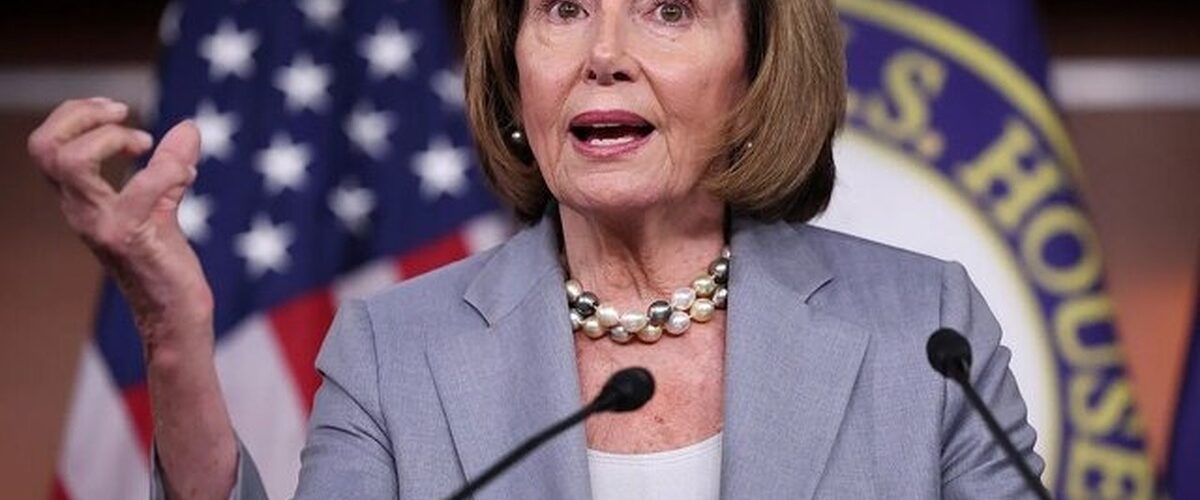 واکنش نانسی پلوسی به حمله آمریکا علیه ایران/ ترامپ وعده کاهش هزینه‌ها را به خانواده‌های آمریکایی داده بود