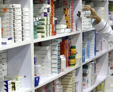 واکنش وزارت بهداشت به اعطای جایزه برای فروش دارو