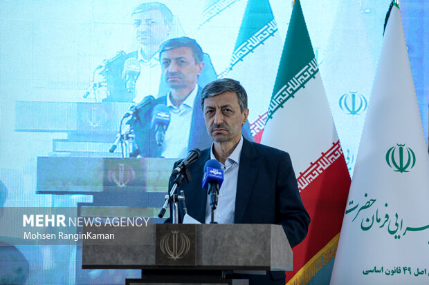 وحدت مسئولان و همدلی مردم سد محکمی در برابر زیاده‌خواهی دشمنان ایران