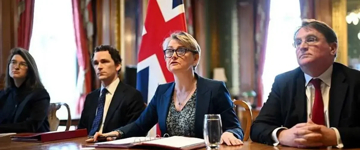 پایان نشست لندن با محوریت تنگه هرمز/ نتیجه این جلسه چه بود؟