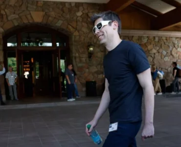 پروژه World سم آلتمن به اپ‌های دوست‌یابی و سیستم‌های فروش بلیت می‌آید