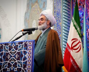 آیت الله فلاحتی: زد و بندهای سیاسی آفت بزرگ درایت مدیریتی است آیت الله فلاحتی: زد و بندهای سیاسی آفت بزرگ درایت مدیریتی است