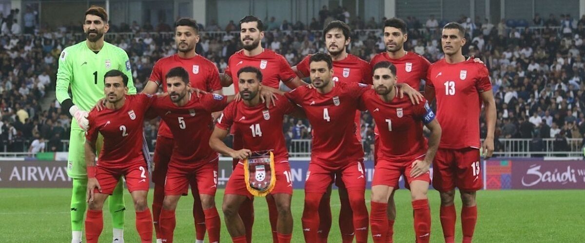 بدرقه تیم ملی فوتبال ایران در میدان انقلاب