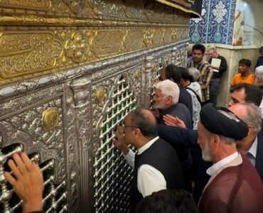 تشرف سفیر جدید پاکستان به زیارت حرم حضرت معصومه (س)