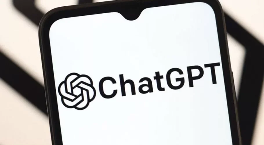 تعداد کاربران فعال هفتگی ChatGPT به ۹۰۰ میلیون رسید
