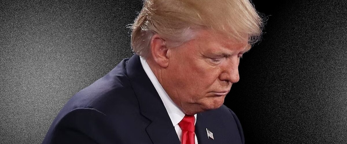 توافق با ایران نزدیک است؟ / گاردین: ترامپ از شعار‌ها کوتاه آمد