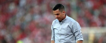 توضیح مدیرعامل پرسپولیس درمورد تصمیم باشگاه درخصوص اوسمار توضیح مدیرعامل پرسپولیس درمورد تصمیم باشگاه درخصوص اوسمار