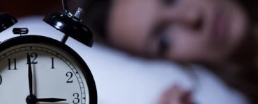 خطرات پنهان آزمایش‌های آلزایمر برای زنان
