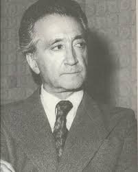 داستان مردی که برای سینما هزینه داد و سر آخر در قامت کارمند دولت به خاک سپرده شد داستان مردی که برای سینما هزینه داد و سر آخر در قامت کارمند دولت به خاک سپرده شد