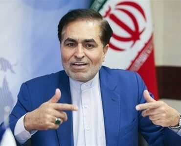 روایت حسن عابدینی از راهاندازی برنامه «موج» و ادامه «به وقت ایران» روایت حسن عابدینی از راهاندازی برنامه «موج» و ادامه «به وقت ایران»