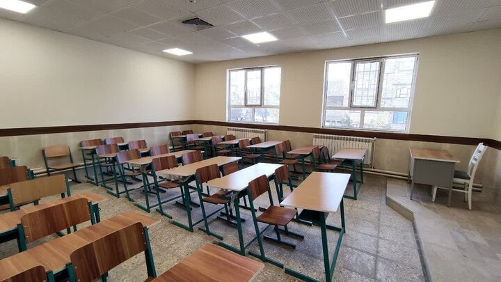 زنگی به رنگ آرامش؛ معلمی فقط درس دادن نیست!