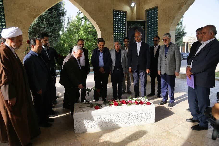  سفر رئیس بنیاد مسکن کشور با هدف تسریع در بازسازی خسارات جنگ و پروژه‌های مسکن استان