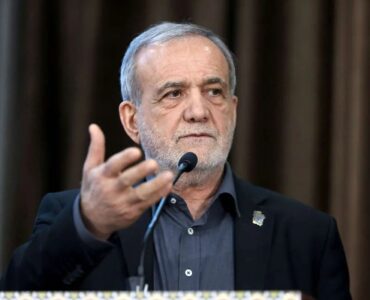 پزشکیان: محاصره دریایی در امتداد عملیات نظامی است؛ تداوم این رویکرد غیر قابل تحمل است